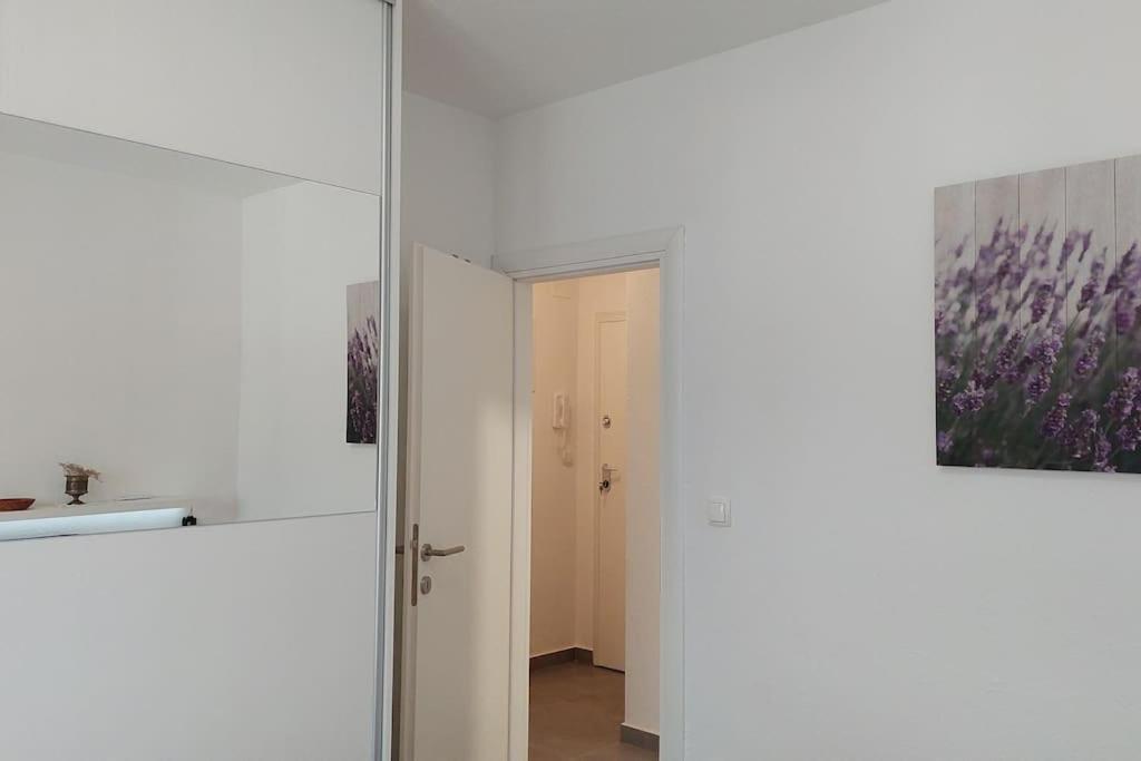 Apartment Vista Oasis With Pool And Terrace โตรกีร์ ภายนอก รูปภาพ